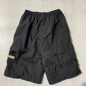 Nike Shorts kids size medium 12 black cargo‎ 24-28 x 9